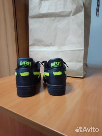 Детские кроссовки diesel