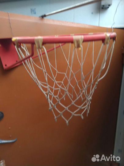 Баскетбольное кольцо