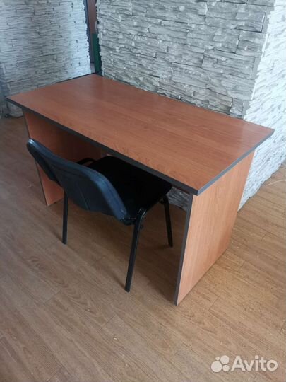 Стол и стул