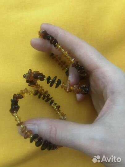 Браслет с янтарем