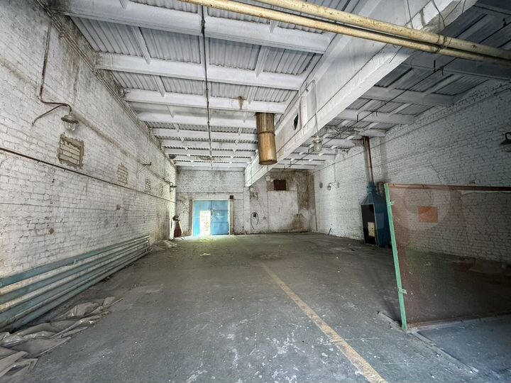 Здание, 1685 м²