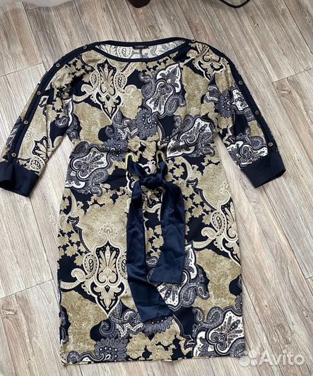 Отдам много вещей на женщину 50 размера