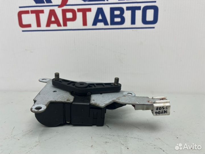 Моторчик заслонки отопителя Hyundai Sonata IV (EF)