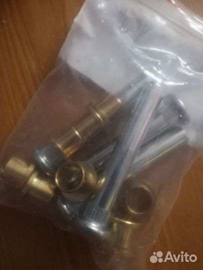 Петля двери ниссан цефиро, ремкомпрек