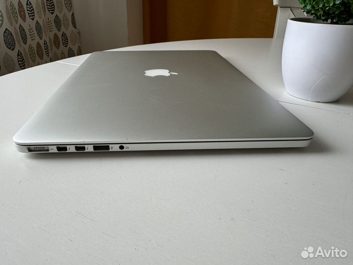 Apple Macbook Pro 15 mid 2015