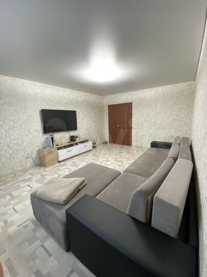 1-к. квартира, 50 м², 9/9 эт.