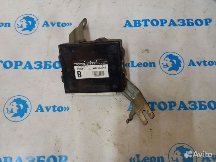 Блок управления ABS Toyota Mark 2 JZX 100