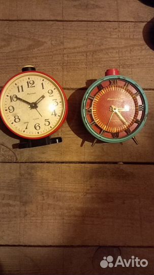Часы будильник СССР