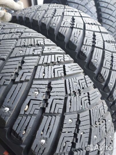 Goodyear UltraGrip Ice Arctic SUV 215/60 R17 100T