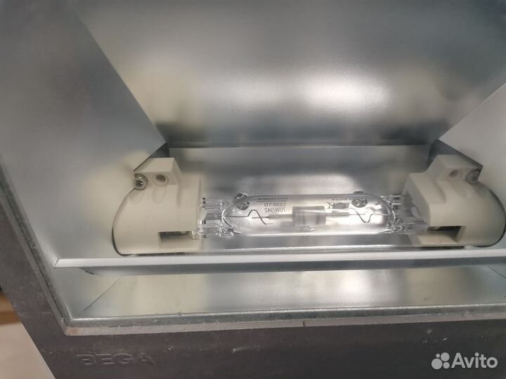 Прожектор галогеновый bega