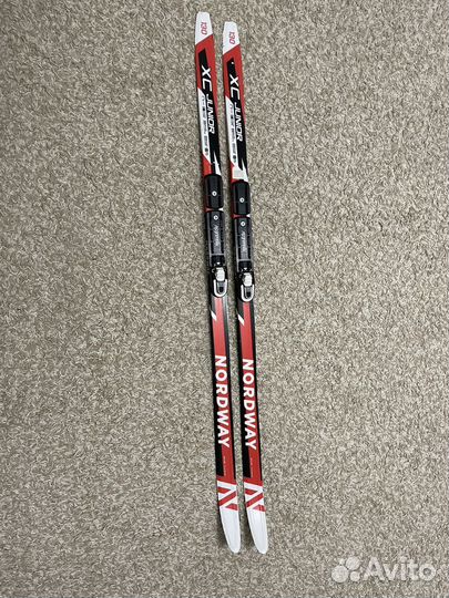 Беговые лыжи 130 и палки nordway