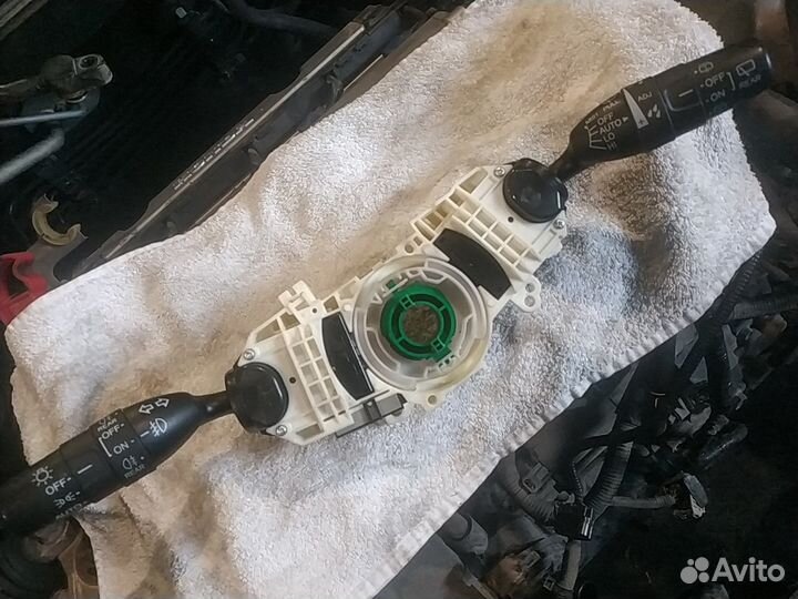 Подрулевой переключатель Honda cr-v 2011 год