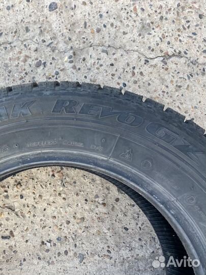 Bridgestone Blizzak Revo GZ 195/65 R15