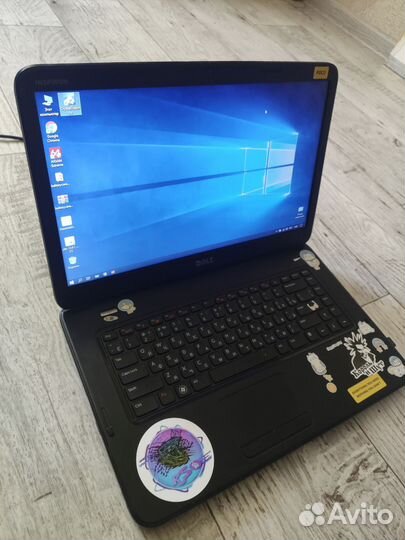 Ноутбук Dell Inspiron i3