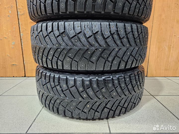 Michelin X-Ice North 4 195/65 R15