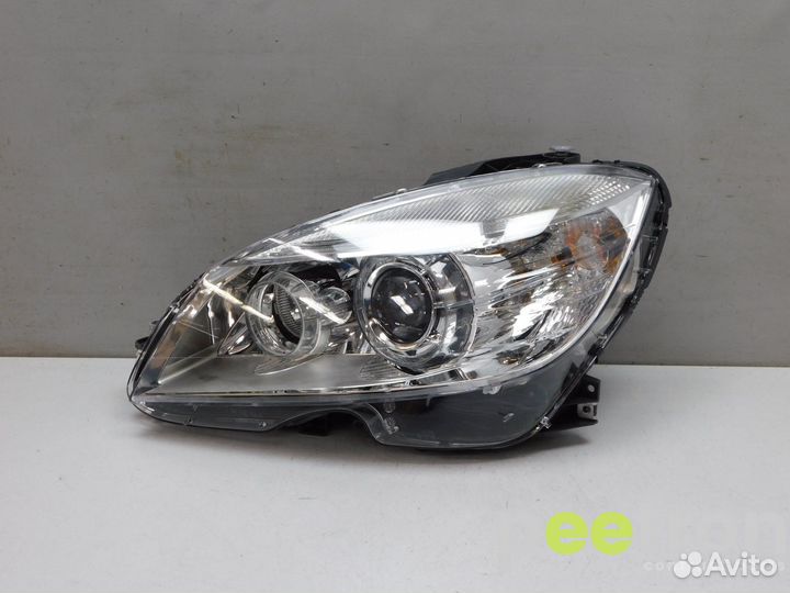 Б/У Б/У Фара левая б/у A2048200159 mercedes-benz