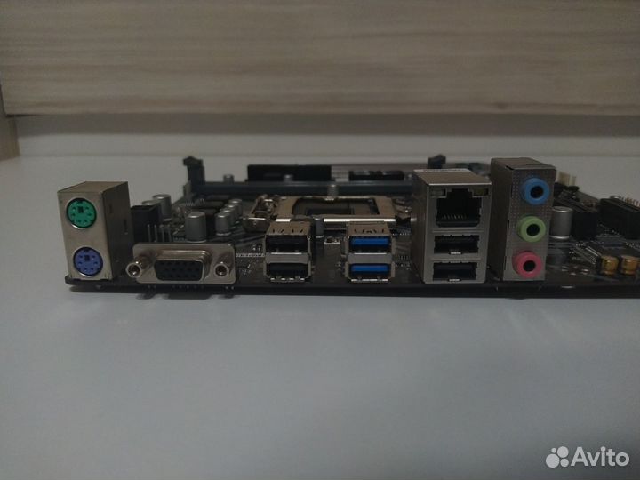 Материнская плата 1151v2/intel gold/8gb ddr4/ ssd