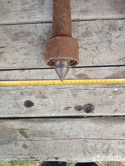 Центр задней бабки