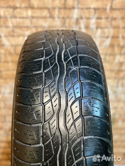 Bridgestone Dueler H/T 687 225/70 R16