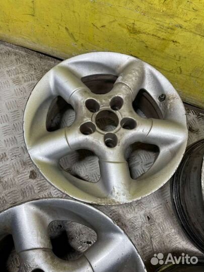 Диск литой R15PCD 5x120 ET18 DIA72.6