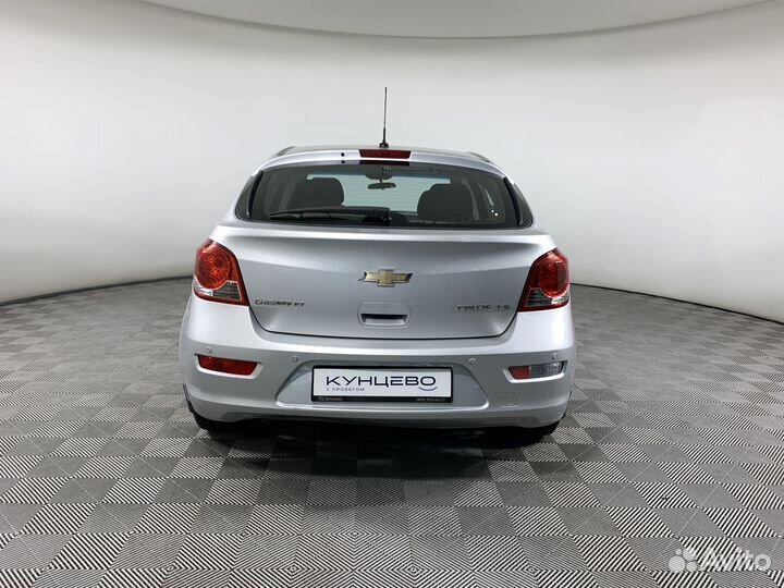 Chevrolet Cruze 1.6 МТ, 2012, 270 330 км