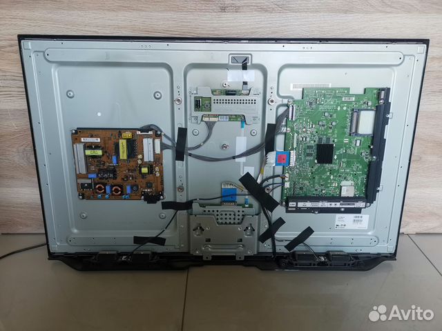 Телевизор LG 37LM620T (Разбор)(По запчастям)