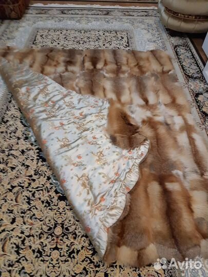 Меховой плед из лисы