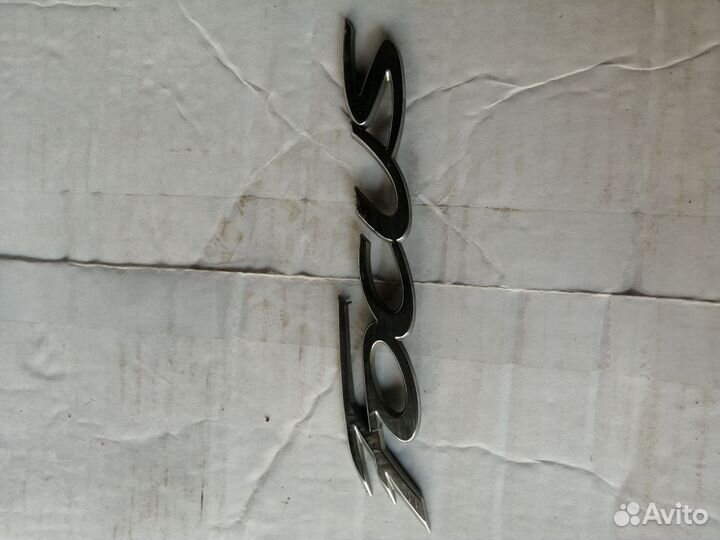 Эмблема Focus