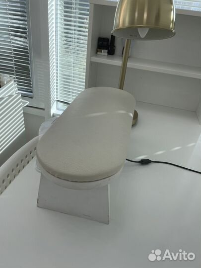 Подставка для рук маникюрная