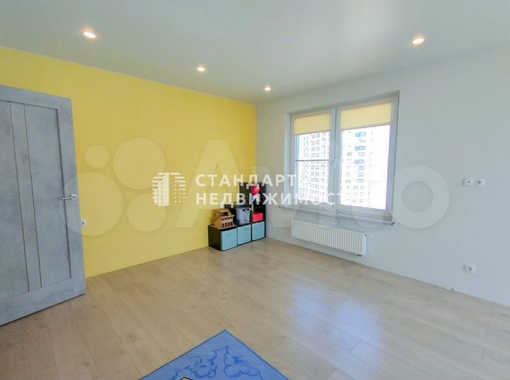 2-к. квартира, 80,2 м², 9/18 эт.