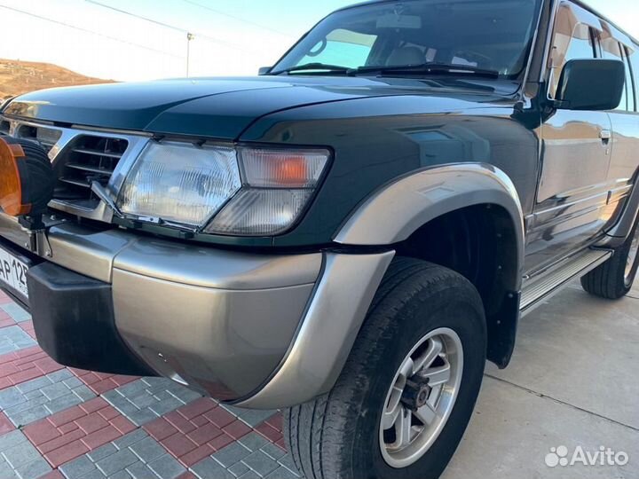 Крыло, комплект для Nissan Safari Y61 дорестайл