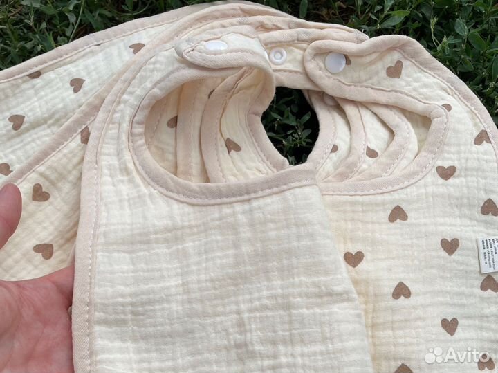 Слюнявчик из муслина