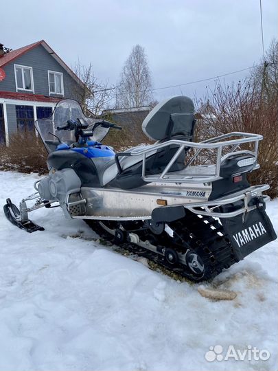 Продам снегоход 2011 года выпуска