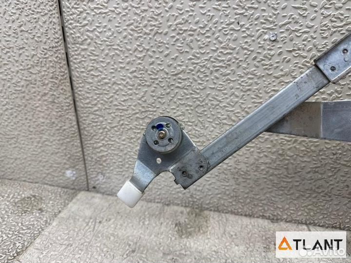 Стеклоподъемник передний правый subaru impreza