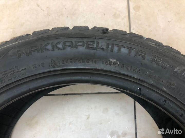 Nokian Tyres Hakkapeliitta R2 245/45 R18 100R