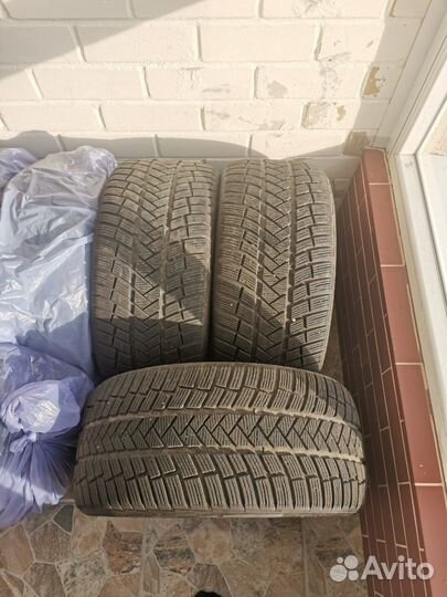 Vredestein Wintrac 255/40 R18 99Y
