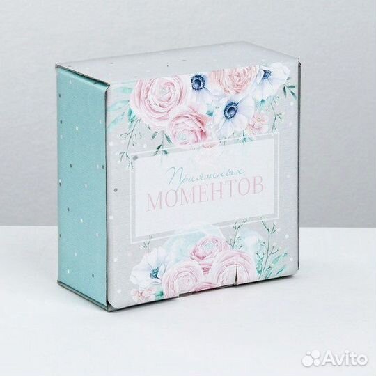 Коробка подарочная новая