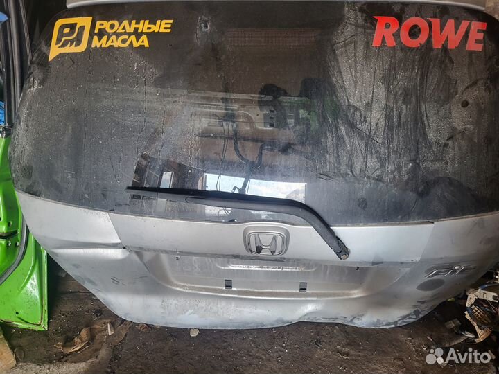 5я дверь honda FIT GD1