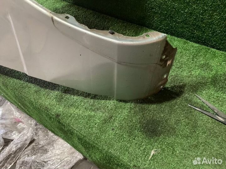 Крыло переднее правое Mazda Familia BJ5P