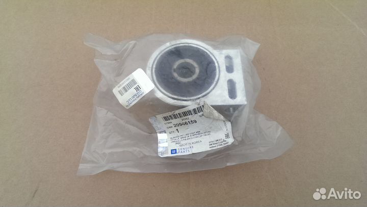 Новый сайлентблок переднего рычага Антара Каптива