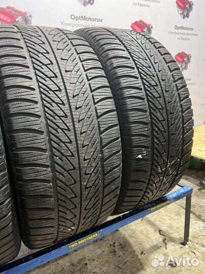 Goodyear UltraGrip 8 Performance 285/45 R20 112V