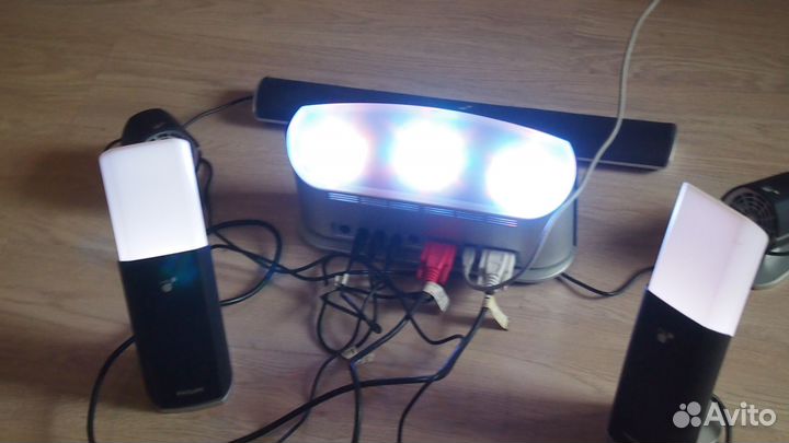 Мультимедийная игровая система Philips amBX