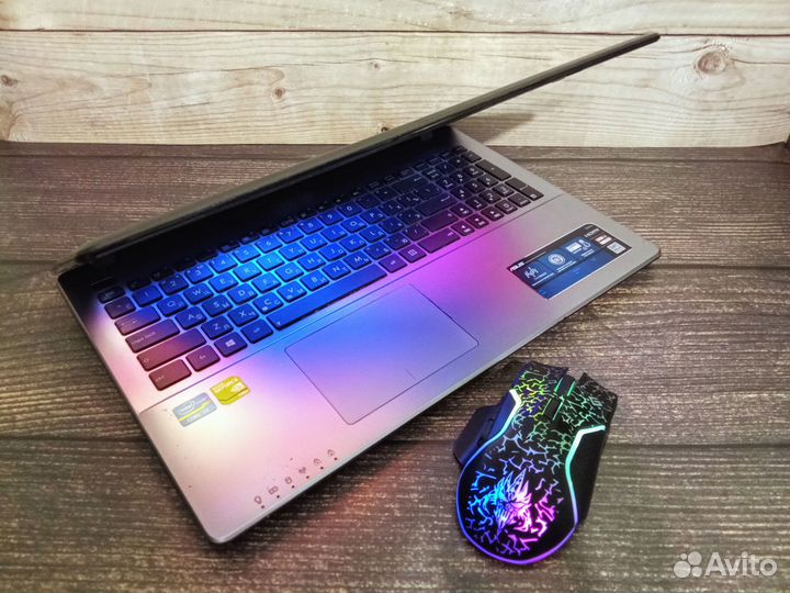 Игровой ноутбук 8Гб / 500Гб / 4 ядра i3 / Nvidia