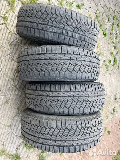 Continental ContiCrossContact Viking 235/65 R17 108Q