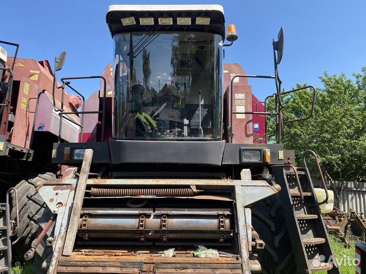 Комбайн Гомсельмаш КЗС-1218 (Палессе GS12), 2010