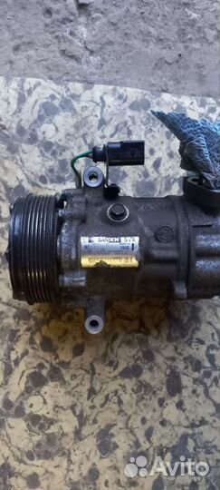 Компрессор кондиционера VAG