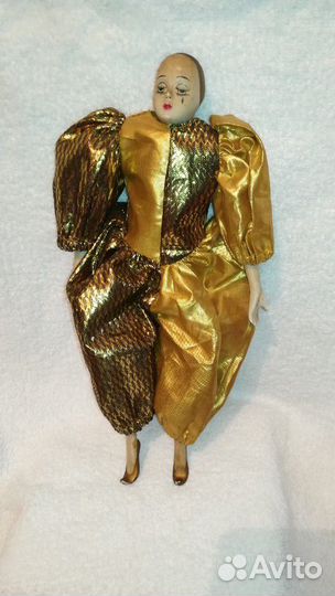 Кукла фарфоровая. Паяц. винтаж