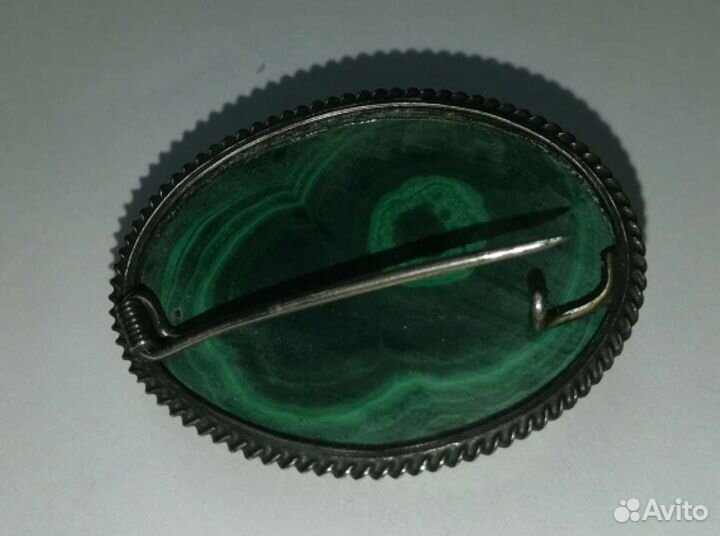 Винтажная крупная брошь с малахитом, мельхиор