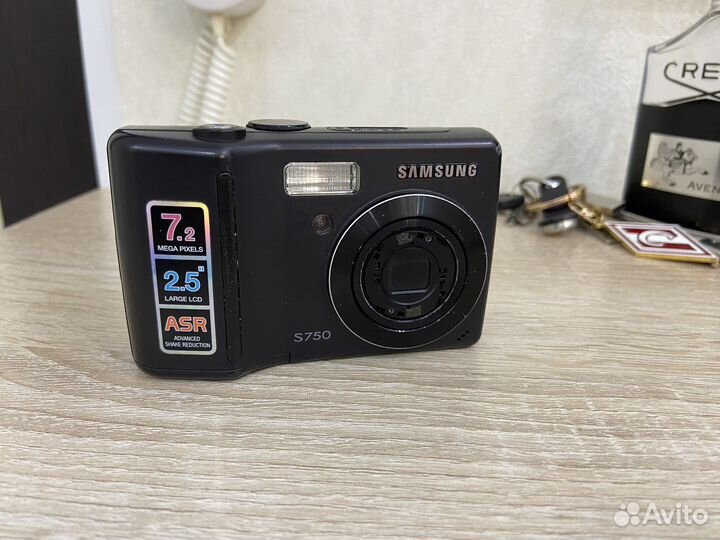 Фотоаппарат samsung s750