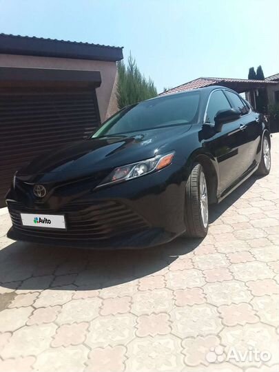 Toyota Camry, 2018
